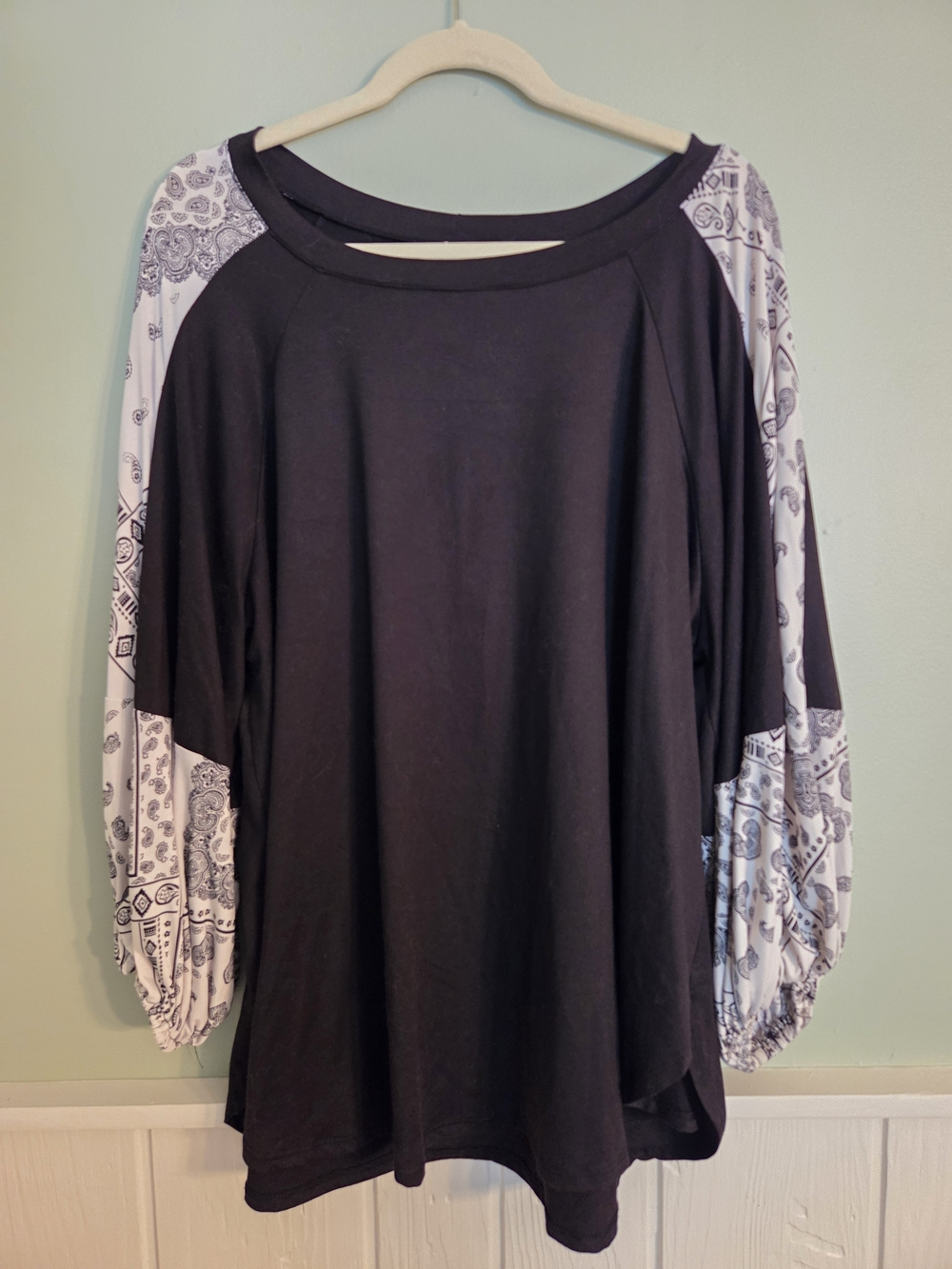 Emerald Black Top with White Patterned Balloon Sleeves